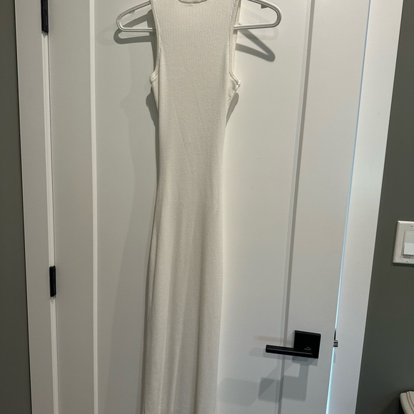 Pink Queen Cutout Midi Bodycon Dress. XS - Picture 6 of 6